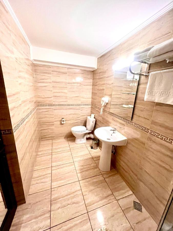 Complex Azar Hotel Galati  Ngoại thất bức ảnh