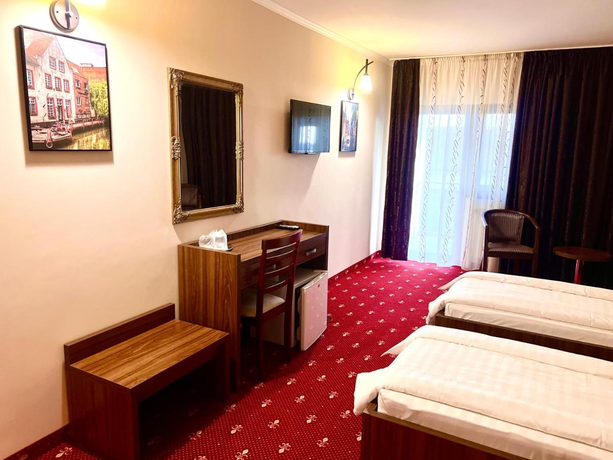 Complex Azar Hotel Galati  Ngoại thất bức ảnh