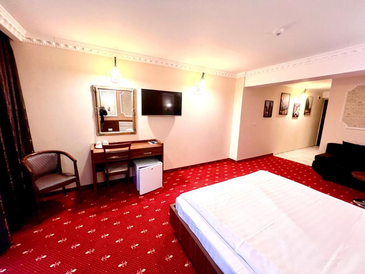 Complex Azar Hotel Galati  Ngoại thất bức ảnh