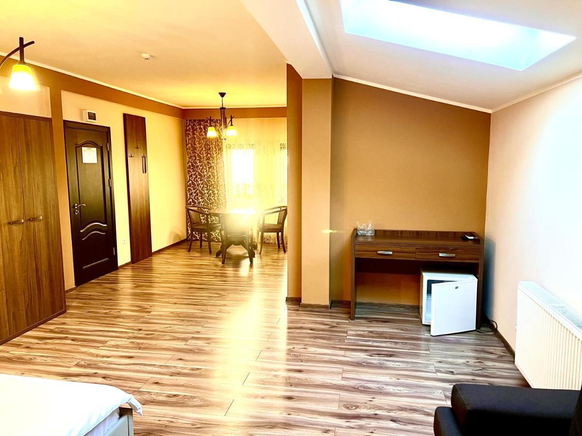Complex Azar Hotel Galati  Ngoại thất bức ảnh