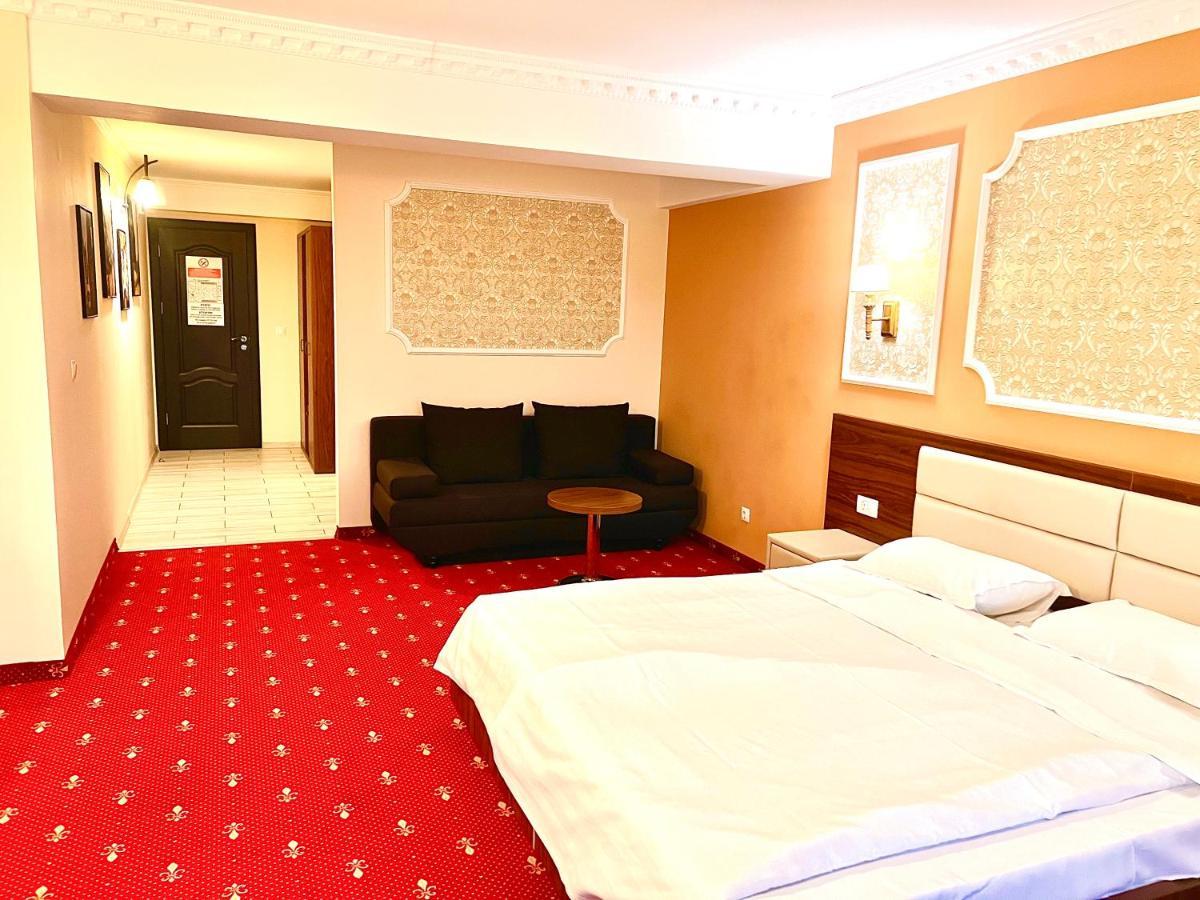 Complex Azar Hotel Galati  Ngoại thất bức ảnh