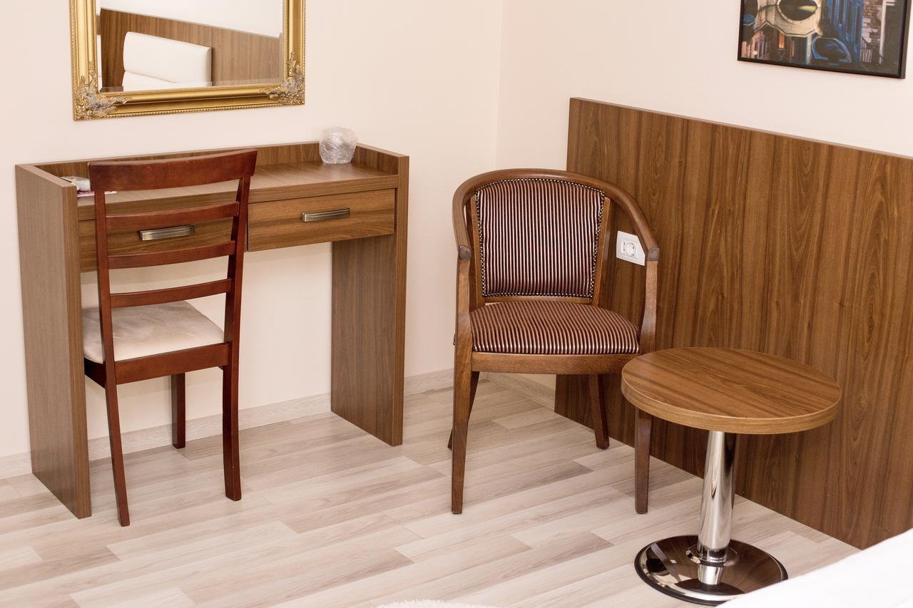 Complex Azar Hotel Galati  Ngoại thất bức ảnh