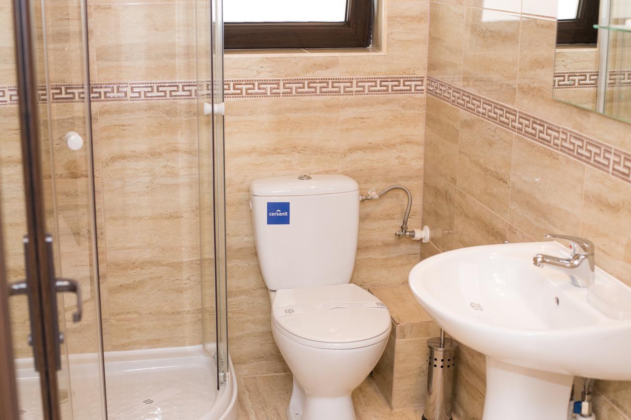 Complex Azar Hotel Galati  Ngoại thất bức ảnh